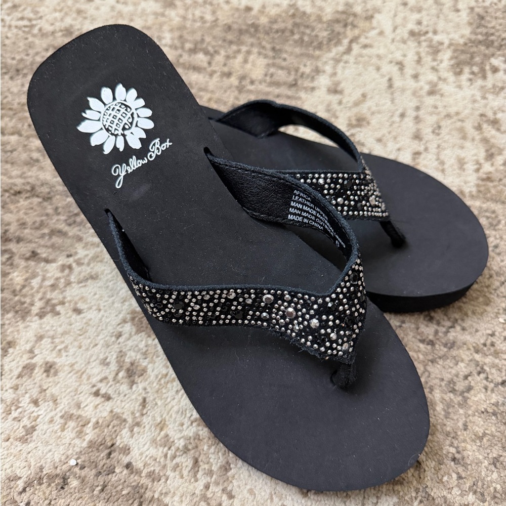 Yellow Box Black Sandals with Sparkling Accents